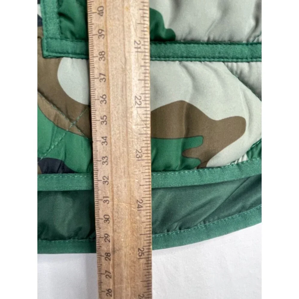 J. Crew Mercantile  Camo/Excursion Printed Quilted Vest Size Small Green